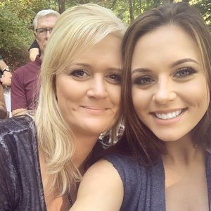 Meet your Posher, Christy